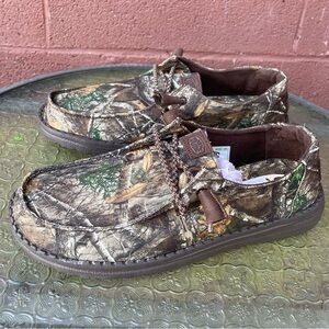 New Hey Dude Wendy Realtree Edge Colors Camo Shoes Size 7